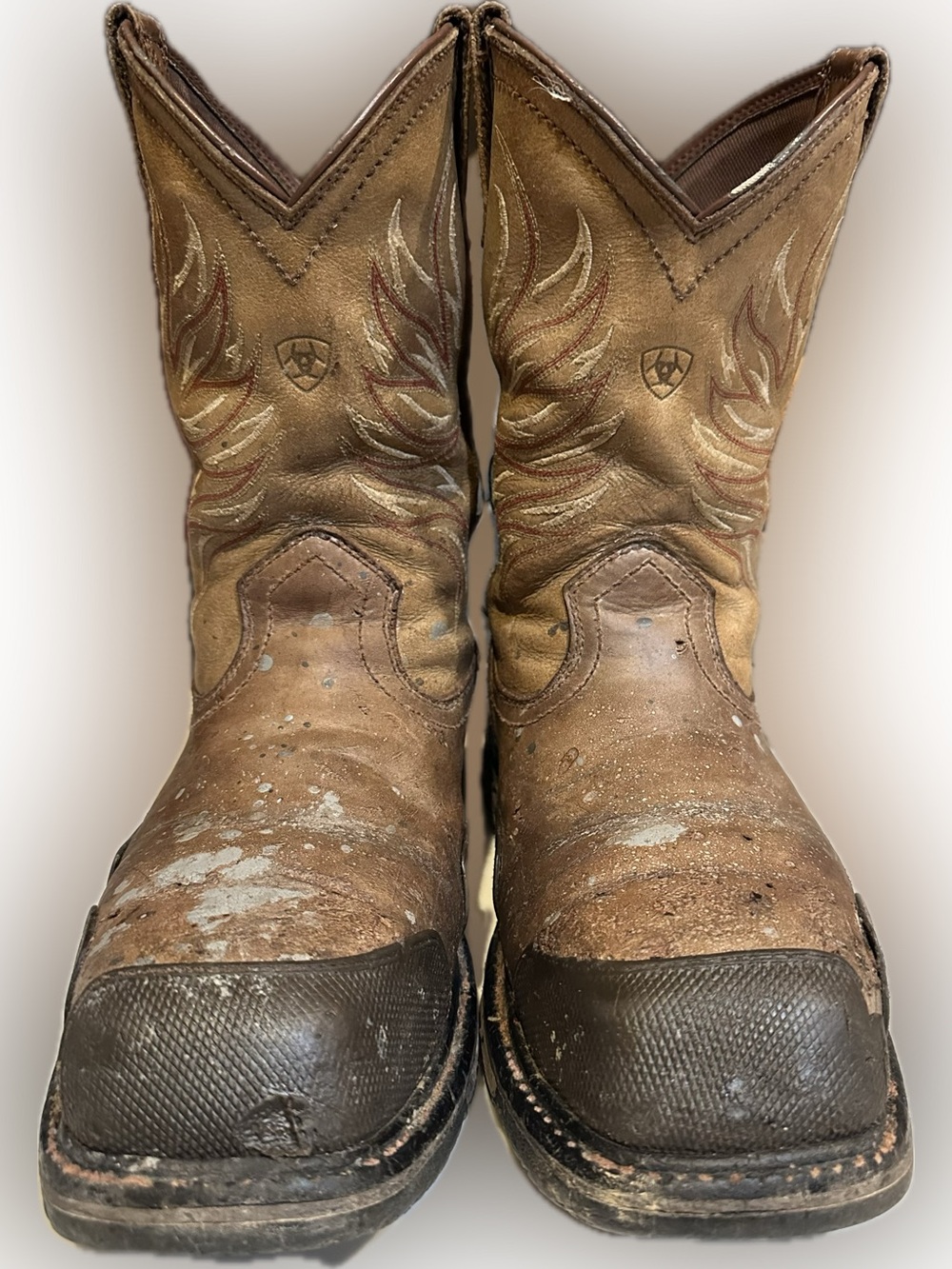 ARIAT TAN BROWN LEATHER WORK BOOTS REINFORCED COMPOSITE TOE SZ 11D DISTRESSED